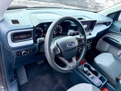 Used 2023 Ford Maverick XLT image 10