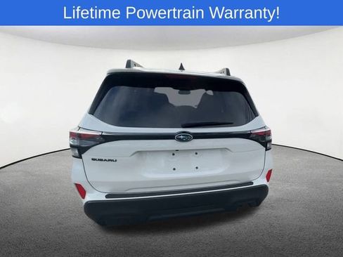New 2025 Subaru Forester Premium w/ Convenience Package #1 AWD/4WD image 8