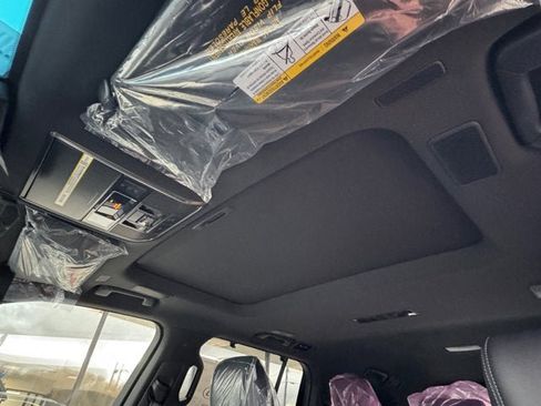 New 2025 Lexus LX 600 4WD w/ Accessory Package (2T) image 13