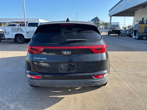 Used 2017 Kia Sportage LX AWD/4WD image 5