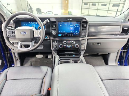 New 2026 Ford F250 Lariat w/ Black Appearance Package image 27