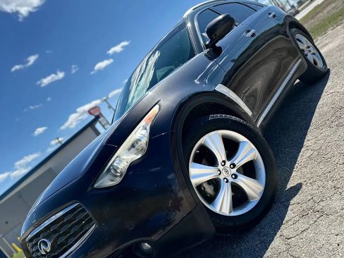 Used 2011 INFINITI FX35 2WD w/ Premium Pkg image 7
