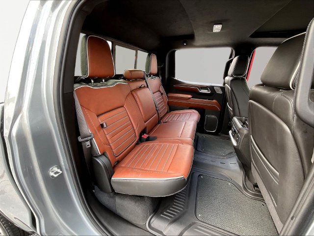 Used 2024 GMC Sierra 1500 Denali Ultimate AWD/4WD image 27
