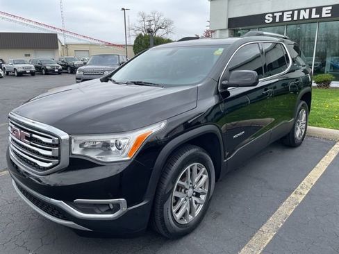Used 2017 GMC Acadia SLE FWD image 3