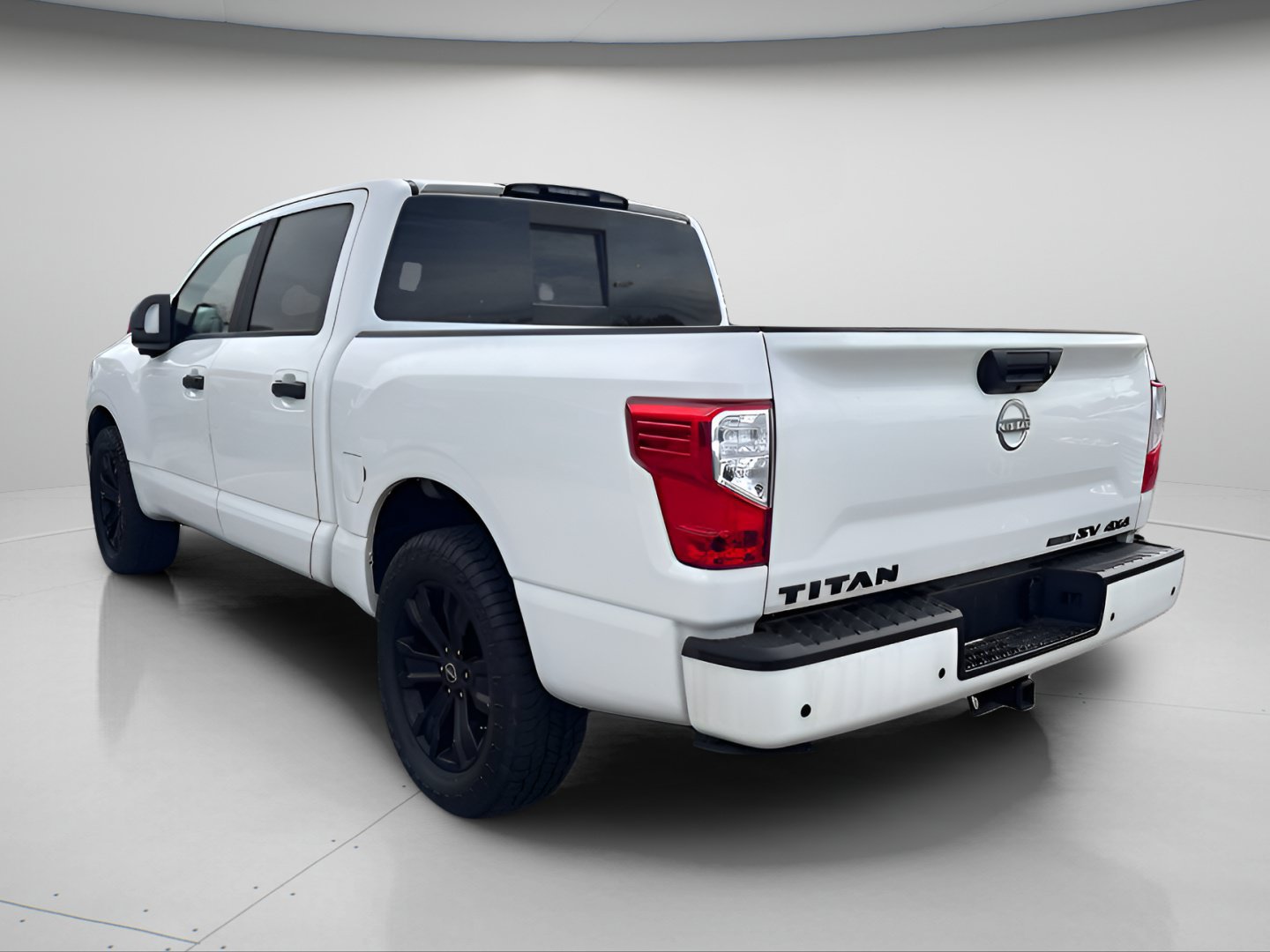 Used 2023 Nissan Titan SV w/ SV Convenience Package AWD/4WD image 10