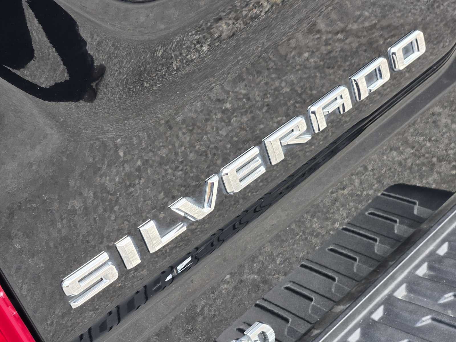 Certified 2024 Chevrolet Silverado 1500 High Country AWD/4WD image 11
