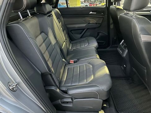 Used 2021 Volkswagen Atlas Cross Sport SEL Premium R-Line image 29