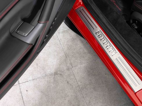 Certified 2023 Ferrari F8 Tributo image 41