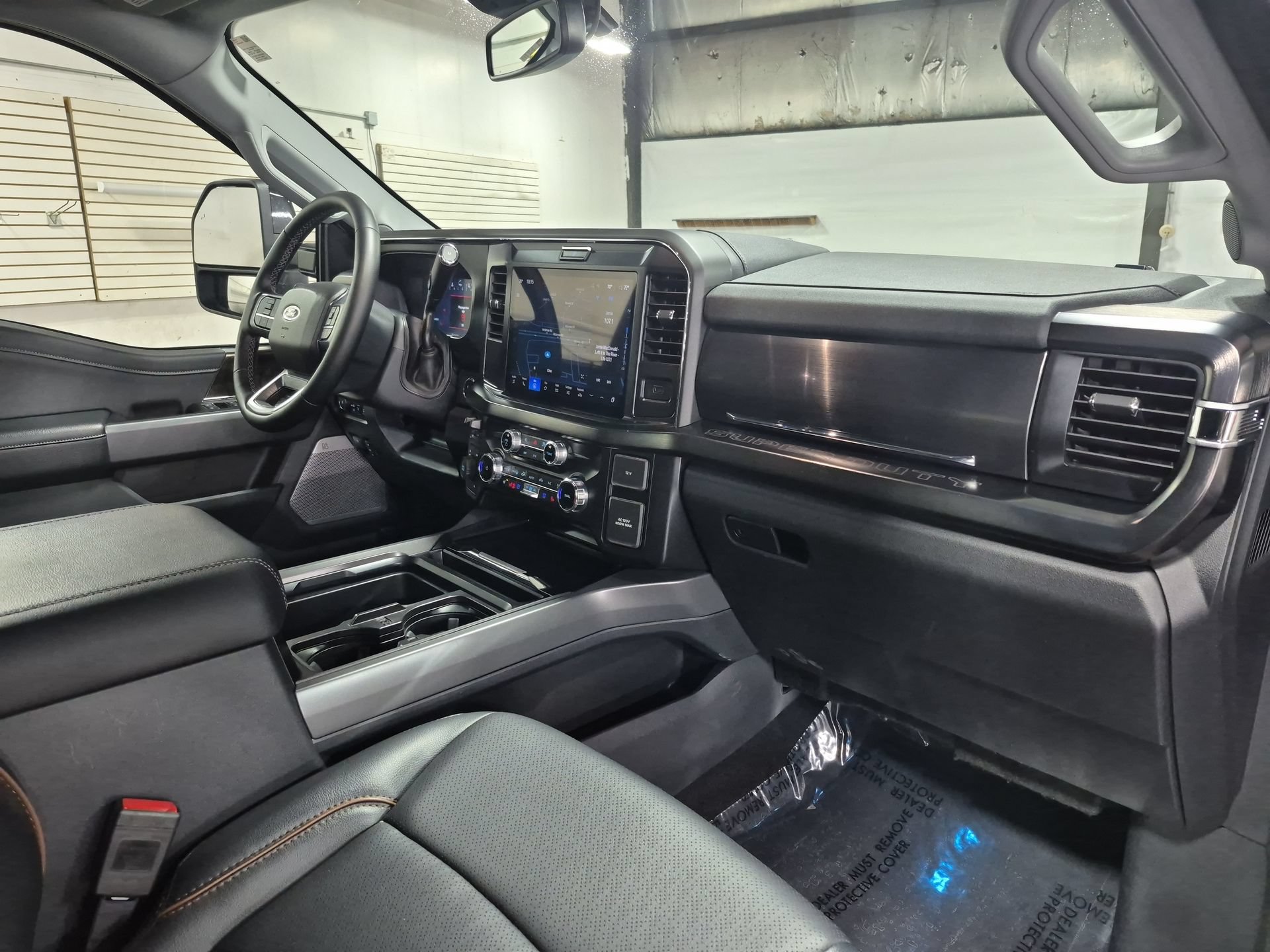 Used 2026 Ford F250 Lariat AWD/4WD image 29