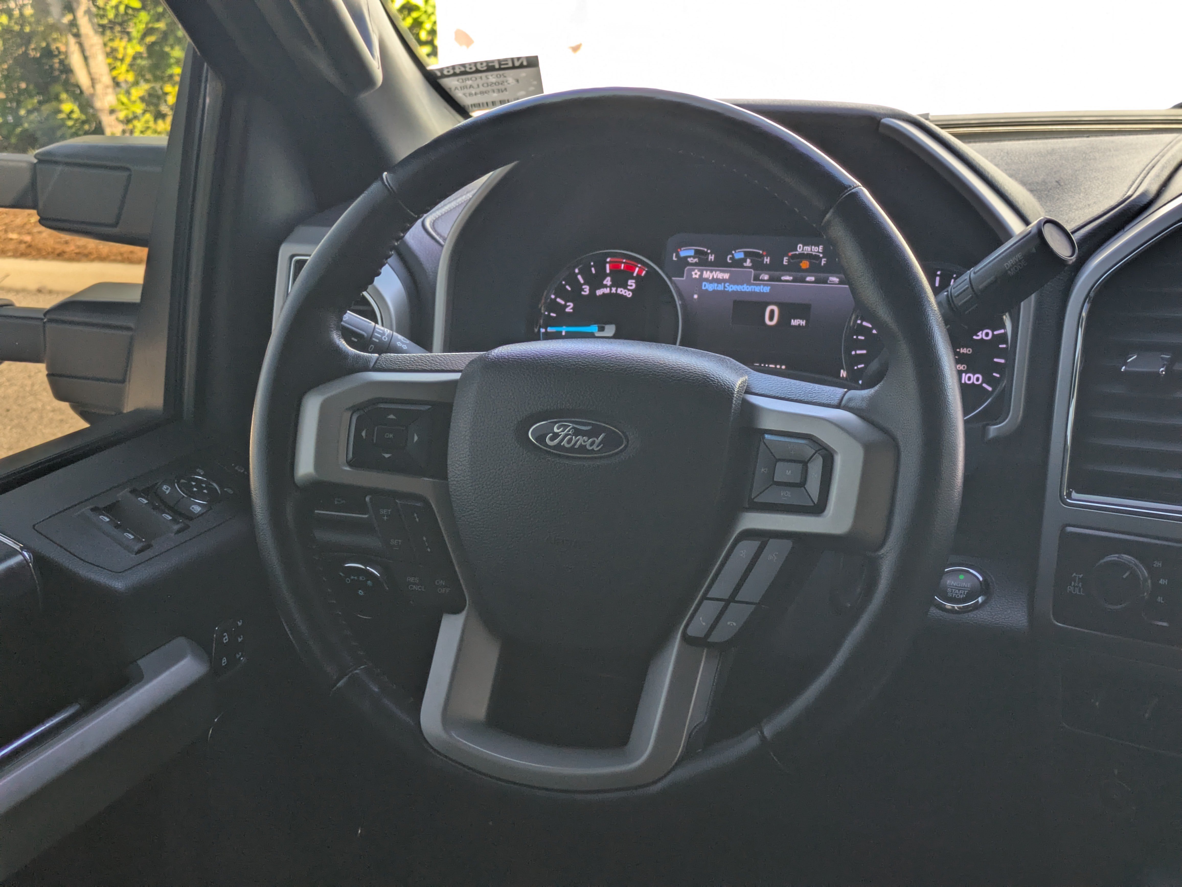 Used 2022 Ford F250 Lariat w/ Tremor Off-Road Package AWD/4WD image 18