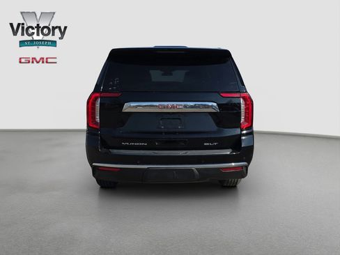 Used 2023 GMC Yukon XL SLT image 16