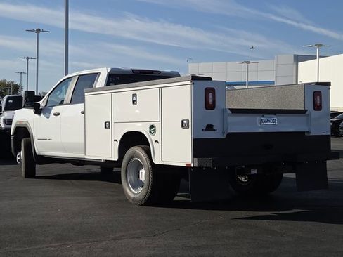 New 2025 GMC Sierra 3500 Pro w/ Convenience Package image 18