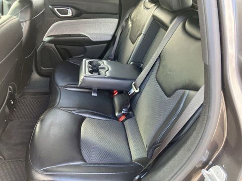 Certified 2023 Jeep Compass Latitude w/ Convenience Group image 22