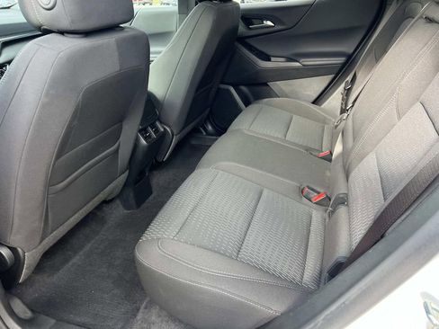 Used 2025 Chevrolet Equinox LT image 10