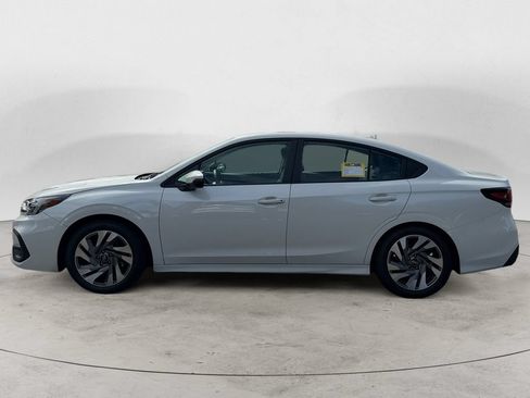 Used 2023 Subaru Legacy Limited w/ Tech Package 2 AWD/4WD image 2