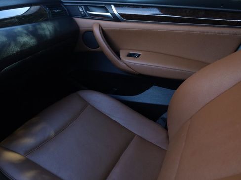 Used 2017 BMW X3 xDrive28i image 16