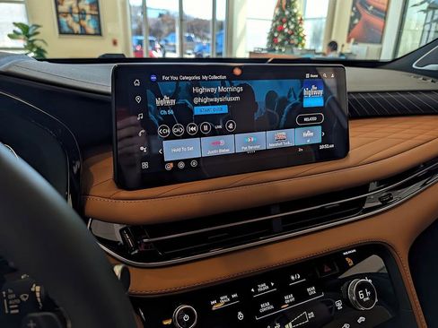 New 2026 INFINITI QX60 Autograph w/ Autograph Tech Package image 17