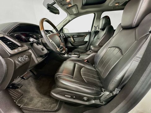 Used 2013 GMC Acadia Denali AWD/4WD image 22