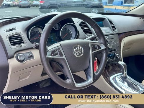 Used 2012 Buick Regal Leather FWD image 9