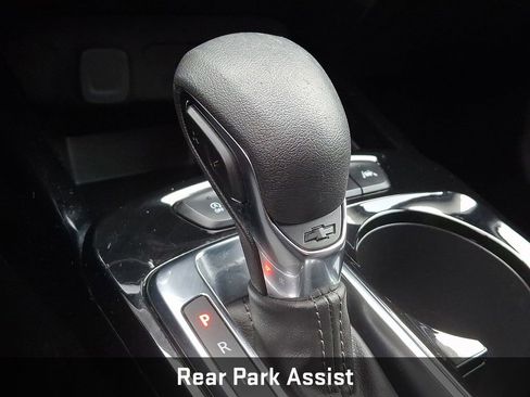 Used 2024 Chevrolet Trax LT w/ Driver Confidence Package image 17