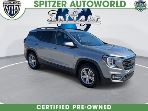 Certified 2024 GMC Terrain SLE w/ Driver Convenience Package FWD image 2