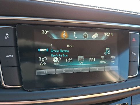 Used 2018 Buick Enclave Essence w/ LPO, Hit The Road Package image 19