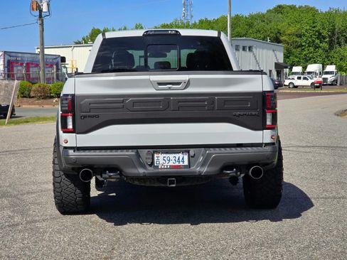 Used 2017 Ford F150 Raptor w/ Equipment Group 802A Luxury AWD/4WD image 30