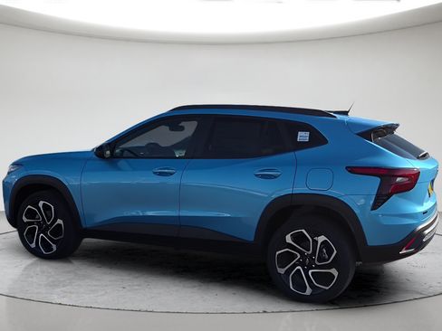 New 2026 Chevrolet Trax RS FWD image 13