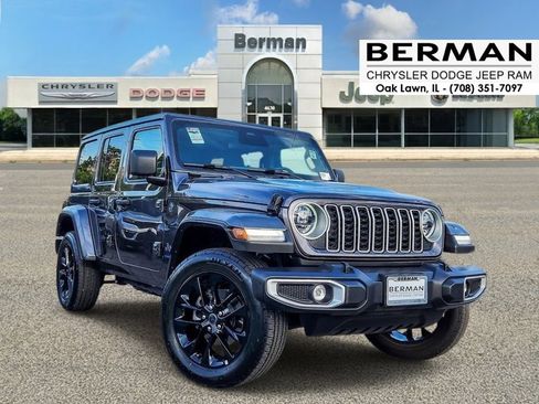Used 2025 Jeep Wrangler Unlimited Sahara w/ Safety Group AWD/4WD image 1
