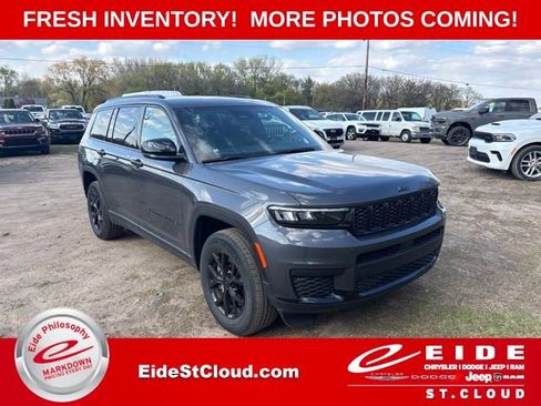 Used 2024 Jeep Grand Cherokee L Altitude AWD/4WD image 1