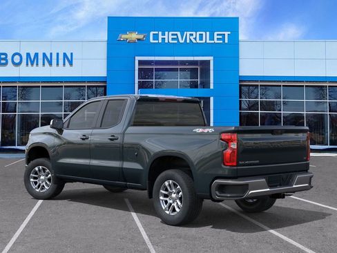 New 2026 Chevrolet Silverado 1500 LT image 3