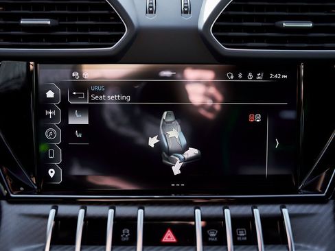 Used 2024 Lamborghini Urus Performante image 89