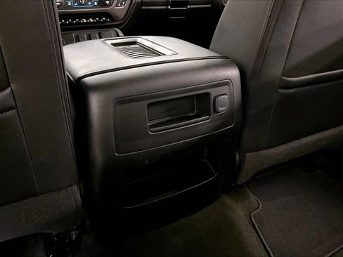 Used 2017 GMC Sierra 1500 Denali w/ Denali Ultimate Package AWD/4WD image 38
