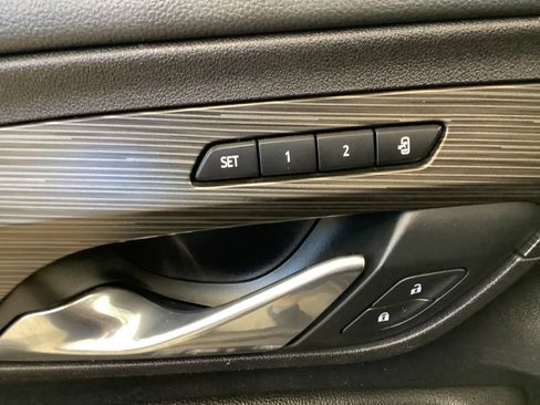 Used 2019 GMC Terrain SLT w/ Preferred Package AWD/4WD image 26
