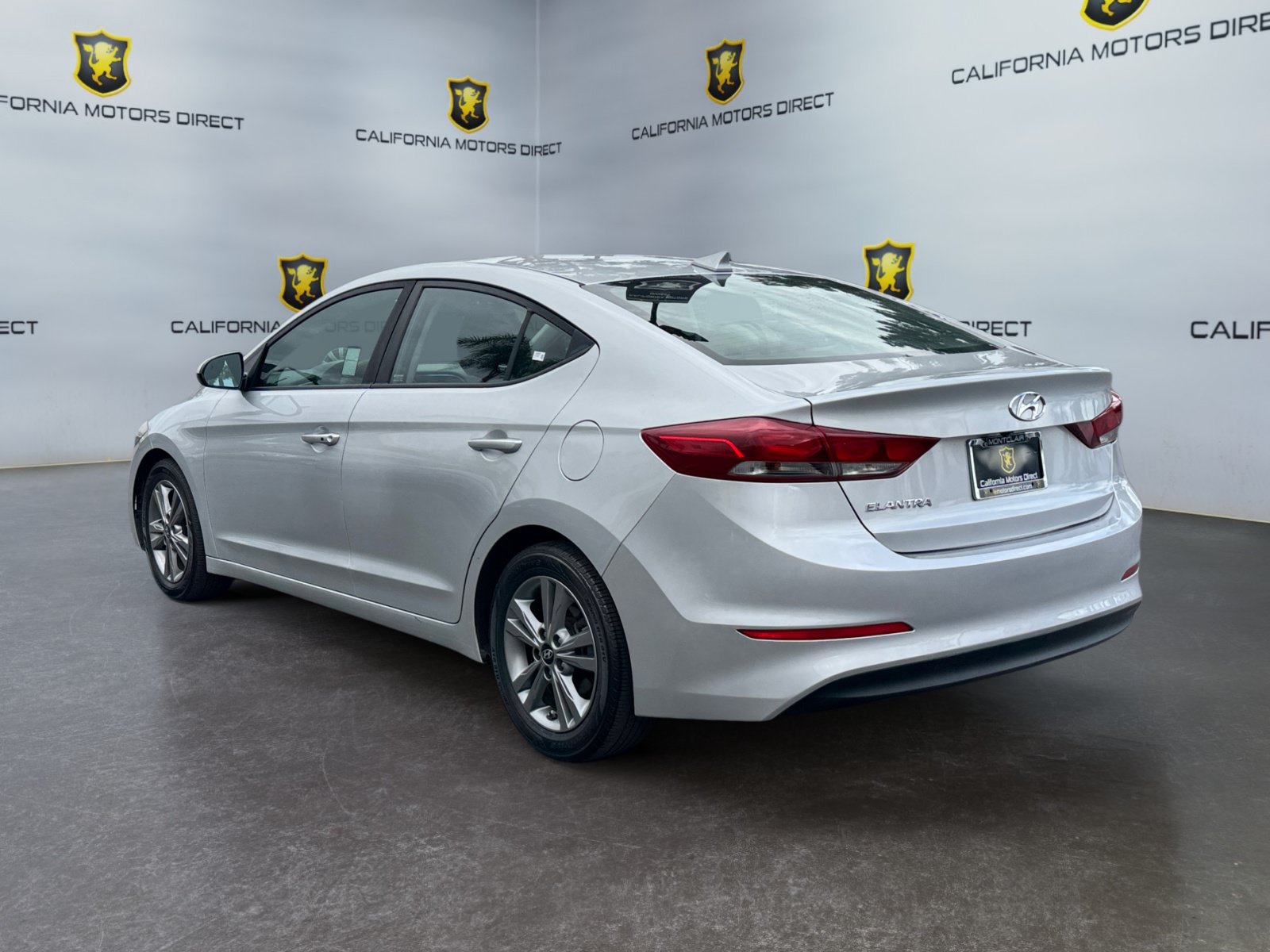 Used 2018 Hyundai Elantra Value Edition FWD image 3
