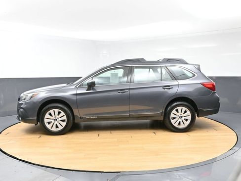Used 2019 Subaru Outback 2.5i AWD/4WD image 7