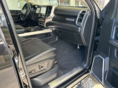 Used 2022 RAM 3500 Laramie w/ Max Tow Package image 24