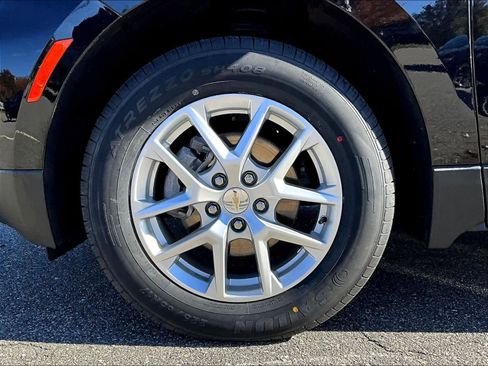 Used 2022 Chevrolet Equinox LT image 7