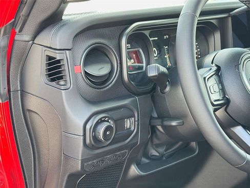New 2026 Jeep Wrangler Unlimited Rubicon w/ Safety Group AWD/4WD image 10
