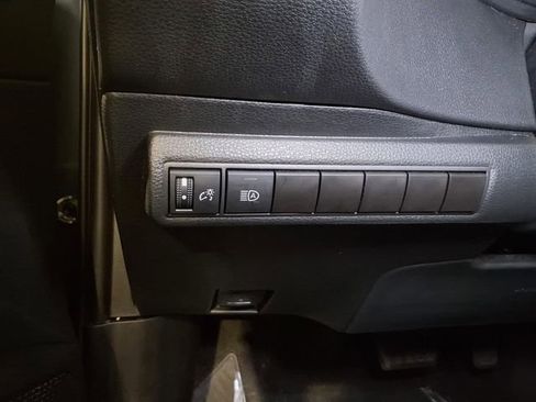 Used 2024 Toyota Corolla LE image 18