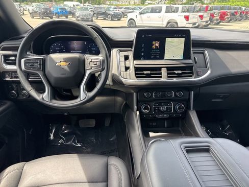 Used 2024 Chevrolet Suburban LT AWD/4WD image 6