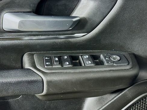 Used 2025 RAM 1500 Big Horn AWD/4WD image 22