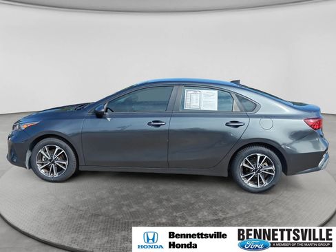 Used 2024 Kia Forte LXS FWD image 8