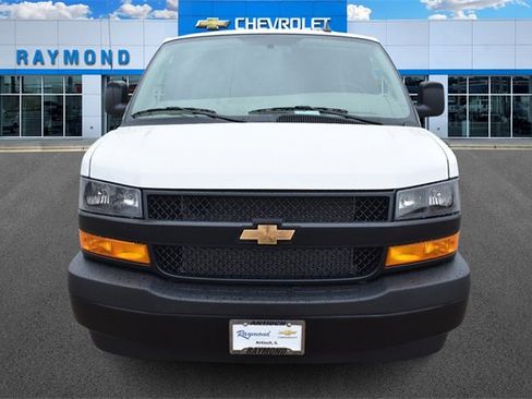 New 2025 Chevrolet Express 2500 Work Van image 8