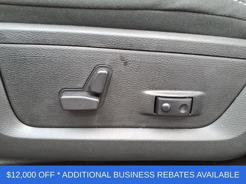 New 2026 RAM 3500 Big Horn AWD/4WD image 15