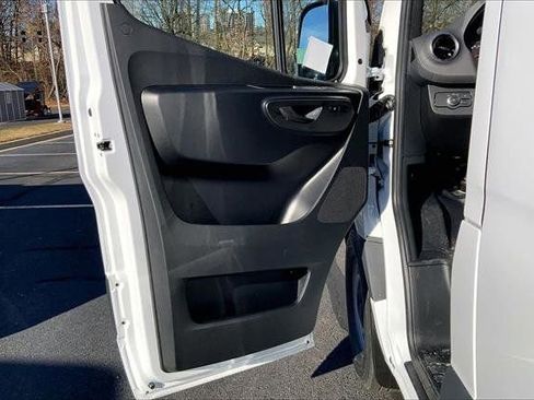 New 2026 Mercedes-Benz Sprinter 144 Cargo image 9