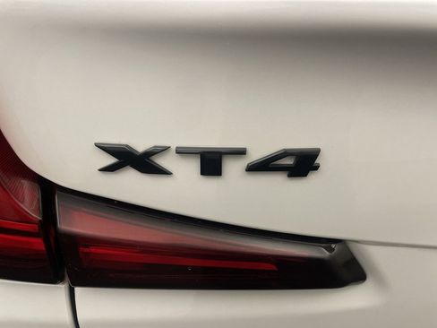 Used 2023 Cadillac XT4 Luxury image 23