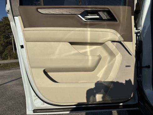 New 2026 GMC Yukon XL Denali w/ Sun & Power Step Package image 13