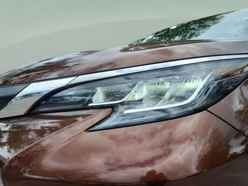 Used 2023 Toyota Sienna XLE image 25