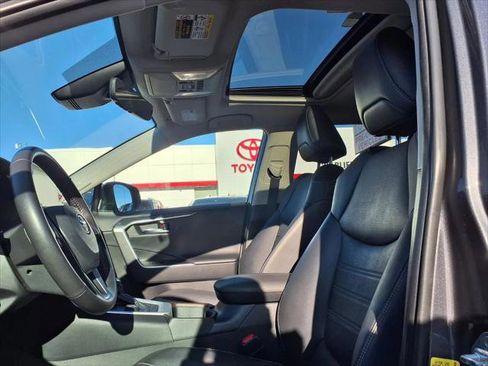 Certified 2022 Toyota RAV4 Limited image 7